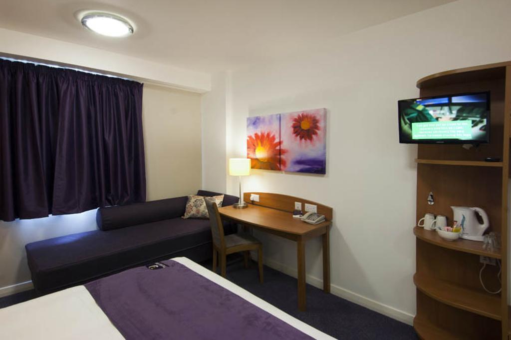 Premier Inn Stratford Upon Avon Waterways Zewnętrze zdjęcie