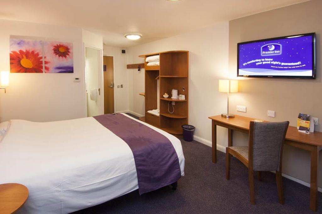Premier Inn Stratford Upon Avon Waterways Zewnętrze zdjęcie