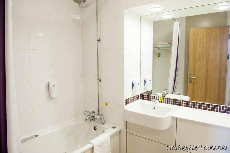 Premier Inn Stratford Upon Avon Waterways Zewnętrze zdjęcie